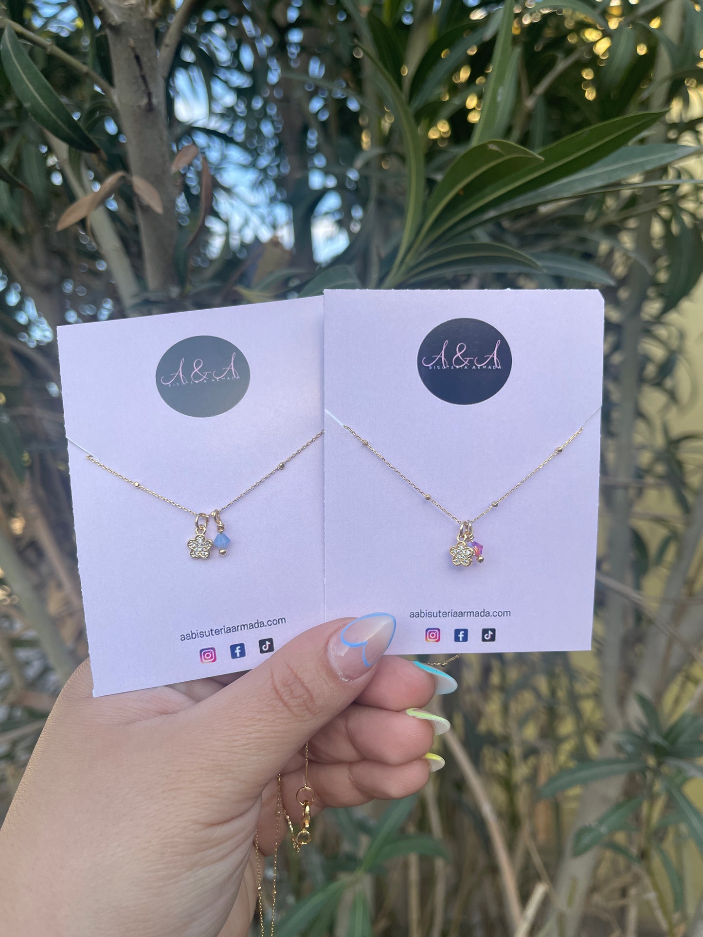 Tiny Flower Necklace
