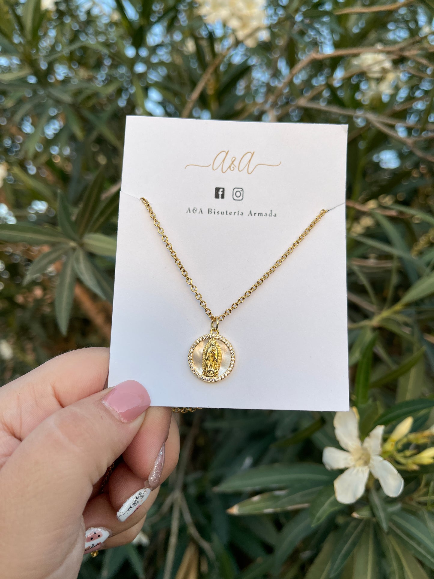 Virgen Pearl Necklace
