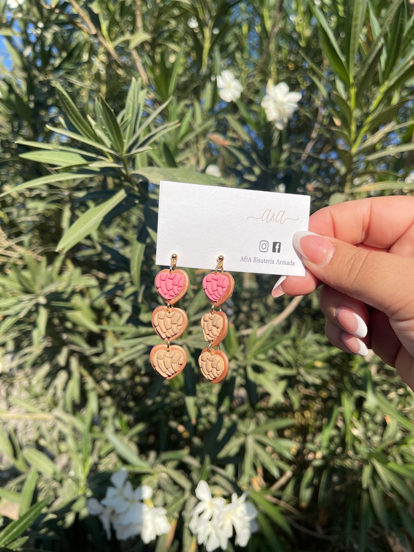 Concha Clay Earrings
